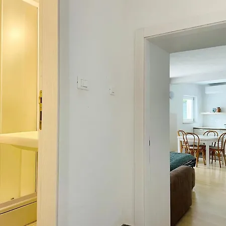 Apartament In Mit Terrasse Baška