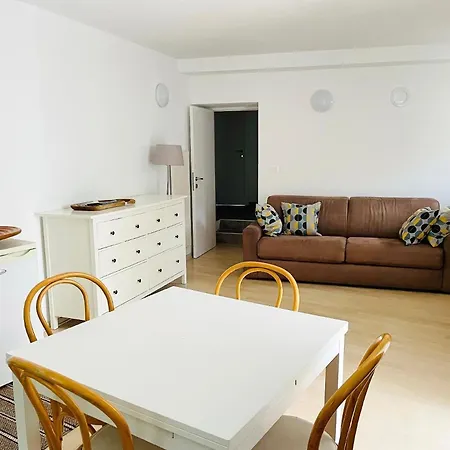 Apartament In Mit Terrasse *
